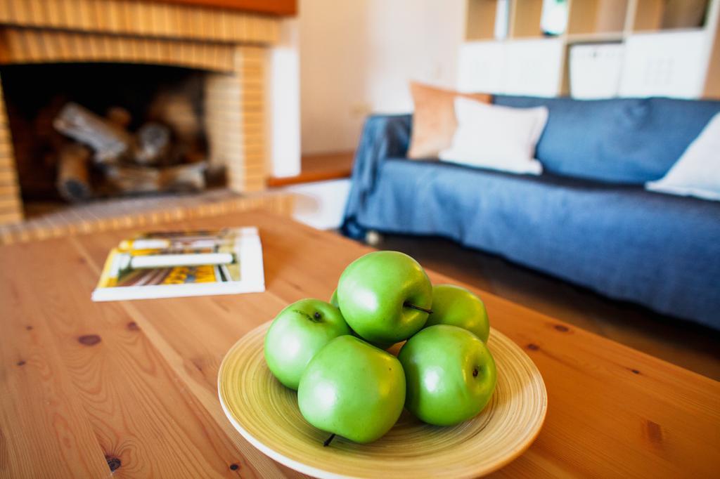 Wild Pear Villa Ligaria  Bagian luar foto